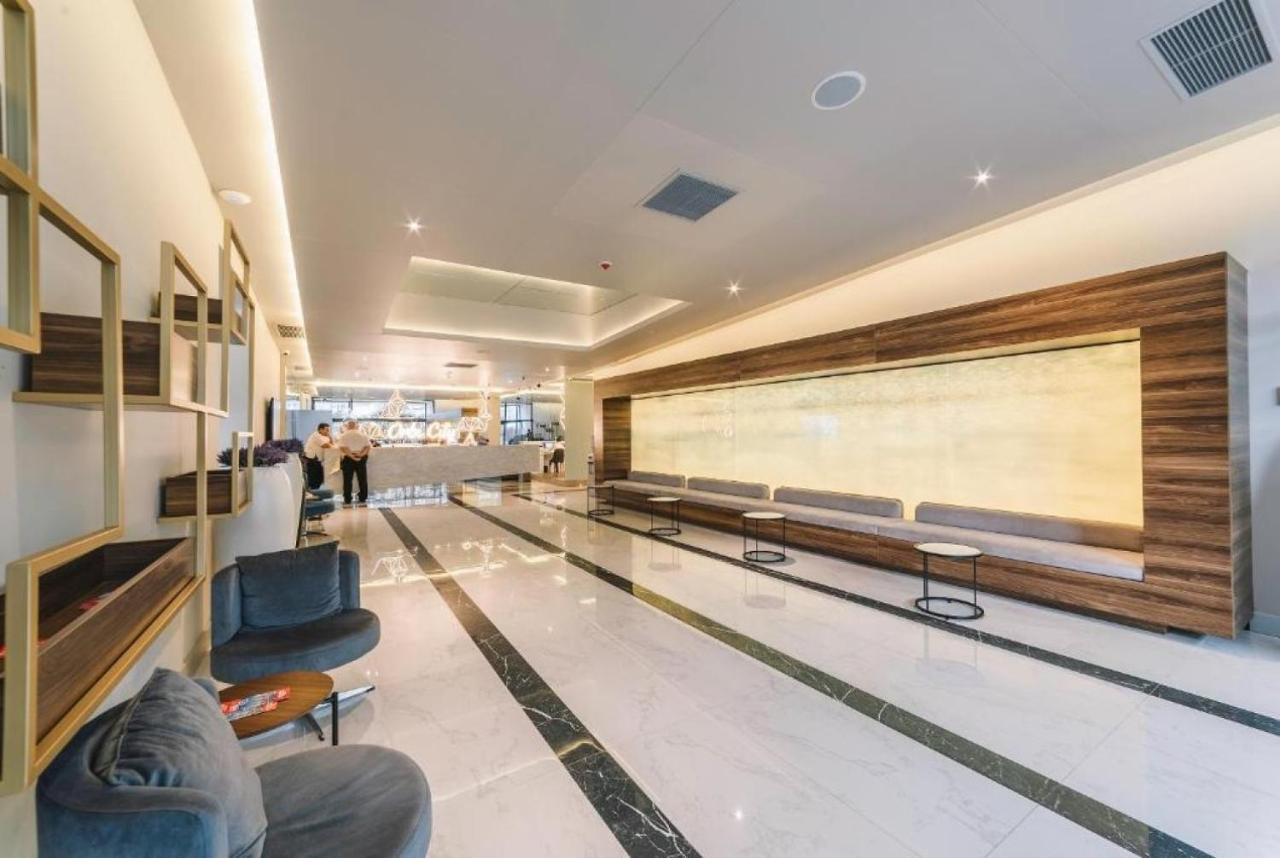 Elegance Sea View Aparthotel In Orbi City Batumi Exterior photo